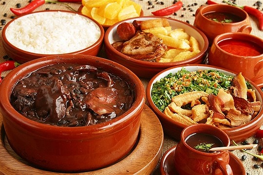 Feijoada - món ăn truyền thống độc đáo của Brazil